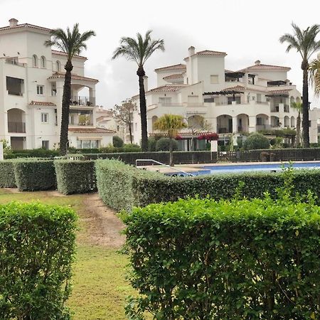 Villa Life . Precioso Bajo Frente Piscina Сукіна Екстер'єр фото